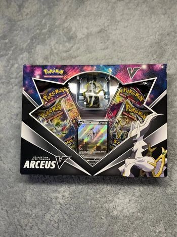 Coffret Pokémon Arceus V