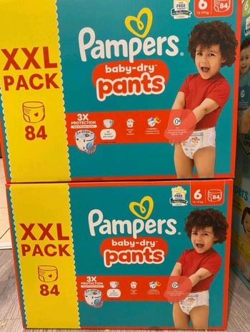 2 cartons de couches pampers pants taille 6
