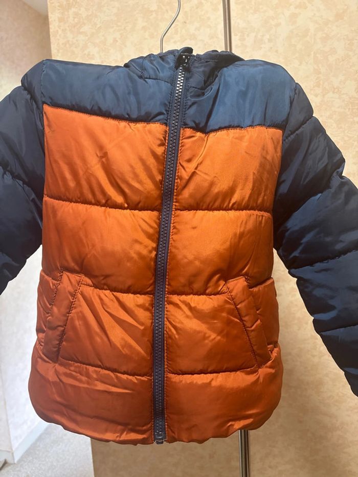Doudoune chaude taille 4ans marque kiabi - photo numéro 2
