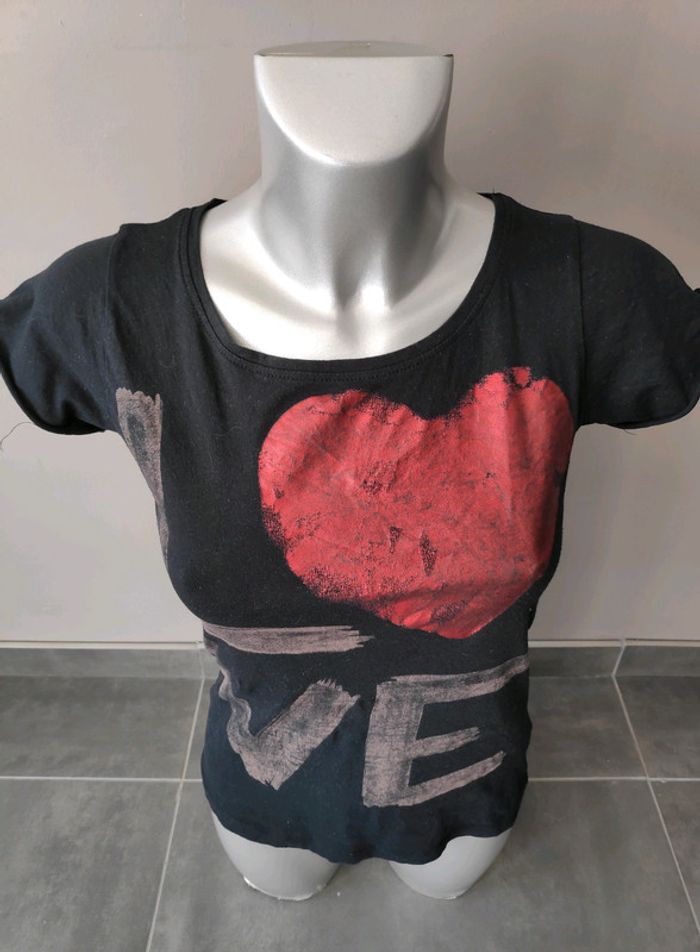 Tee shirt love