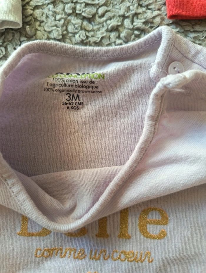 Tee-shirts 3 mois - photo numéro 2