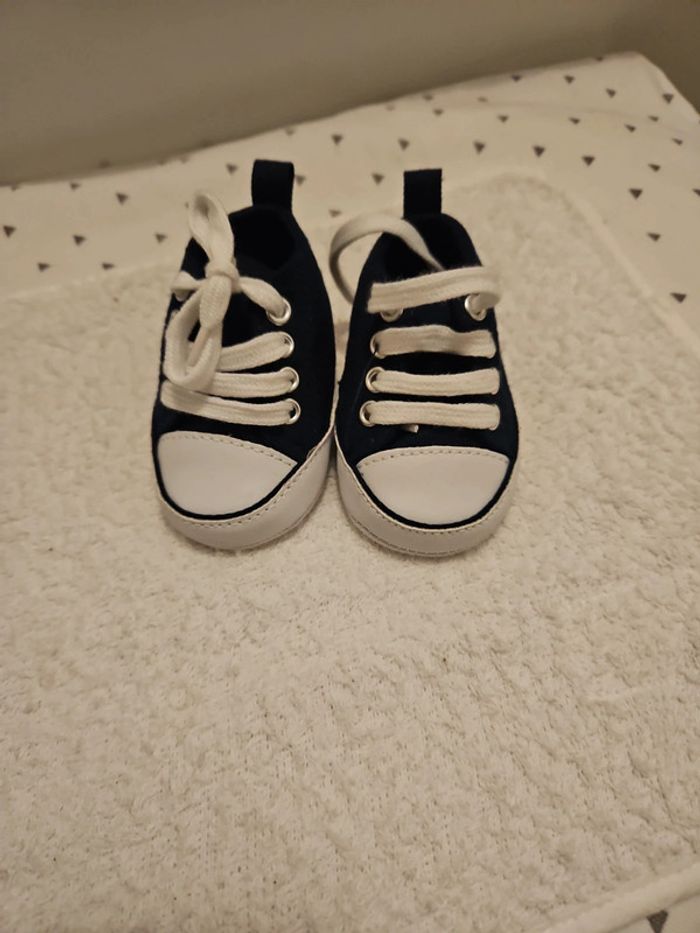 Chaussures bébé 3_6 mois - photo numéro 2