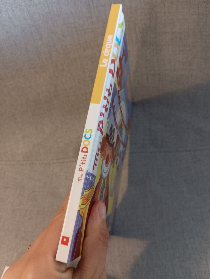 Livre p'tit docs le cirque - photo numéro 3