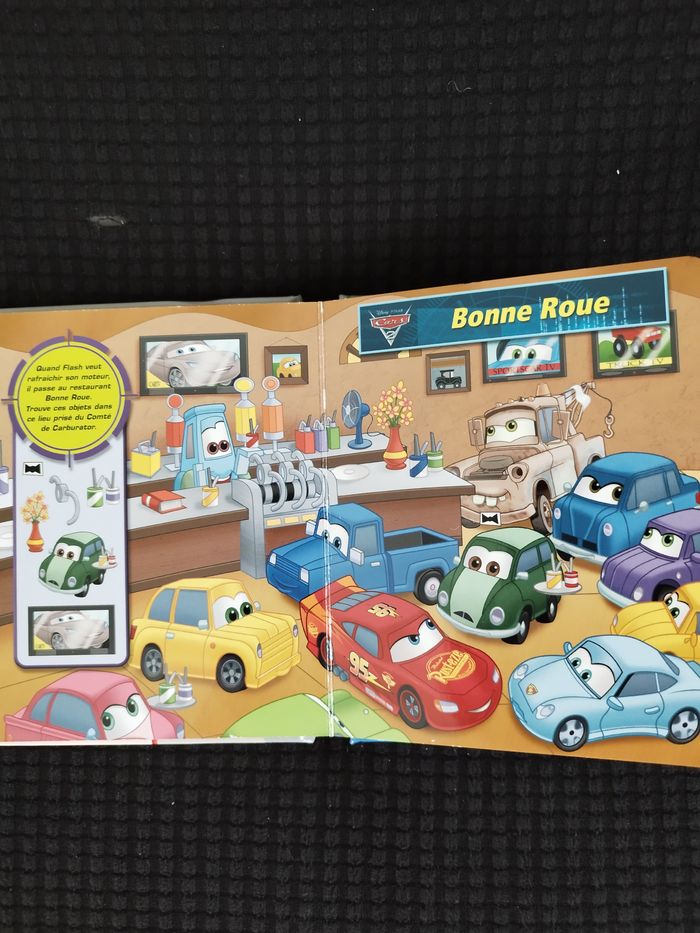 Livre cherche et trouve Cars cartonné - photo numéro 2
