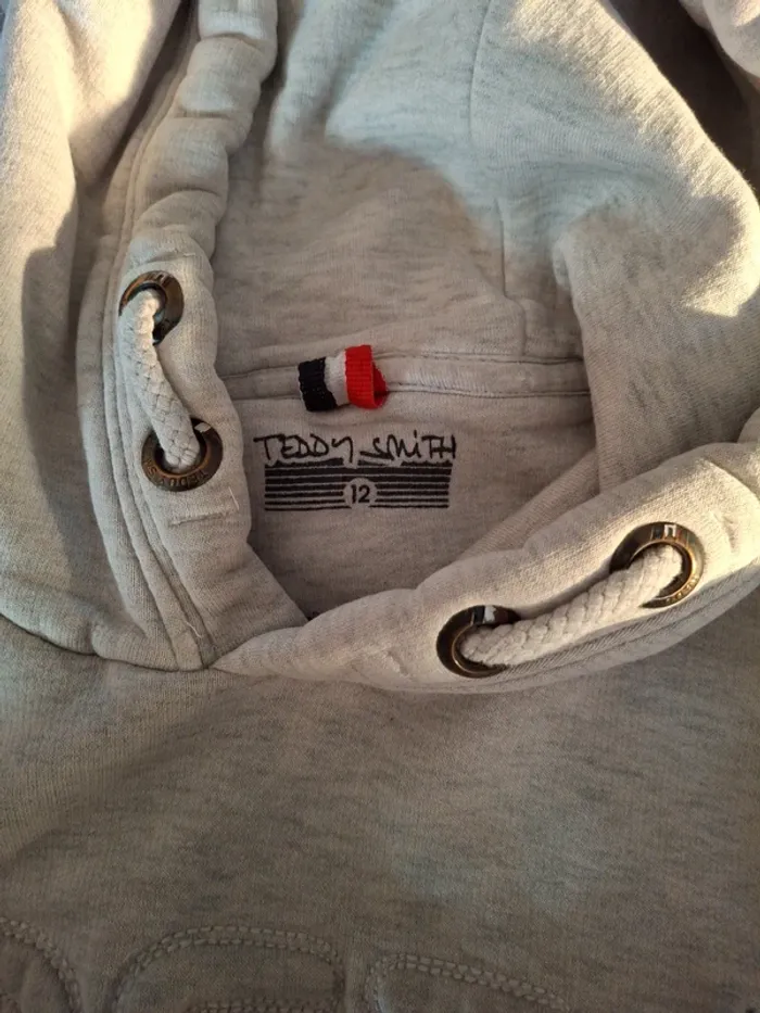 Pull bien epait - photo numéro 2