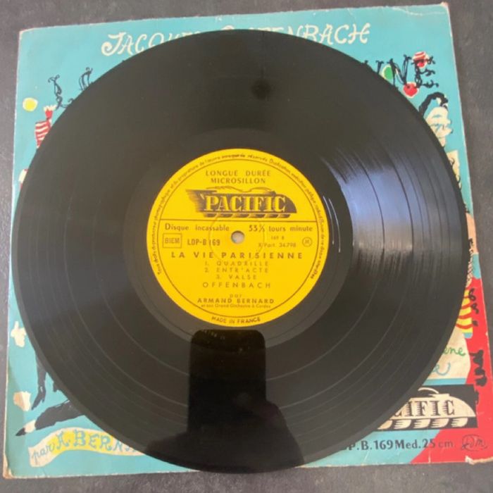 Vinyle 33 tours La vie parisienne Armand Bernard et son grand orchestre à cordes - photo numéro 2