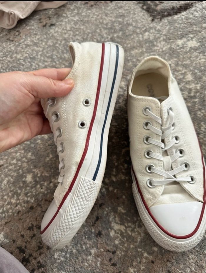 Baskets Converse taille 37 - photo numéro 2