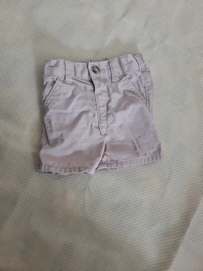 Lot de 13 pantalons et jeans et 2 shorts - photo numéro 15