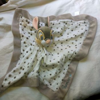Doudou lange panpan thumper gris, blanc étoile et cercle Disney Nicotoy