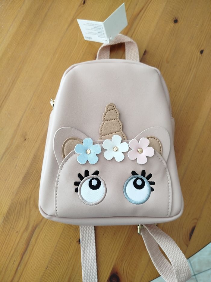 Petit sac à main type sac à dos