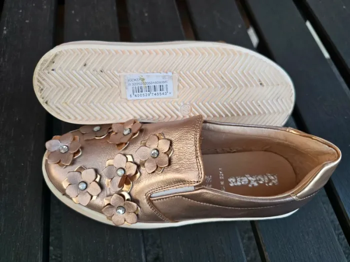 Chaussures Kickers neuves - photo numéro 3