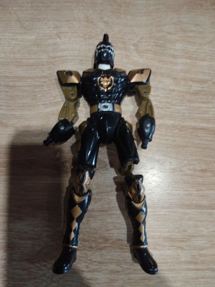 Power rangers dino thunder noir 2003 bandai