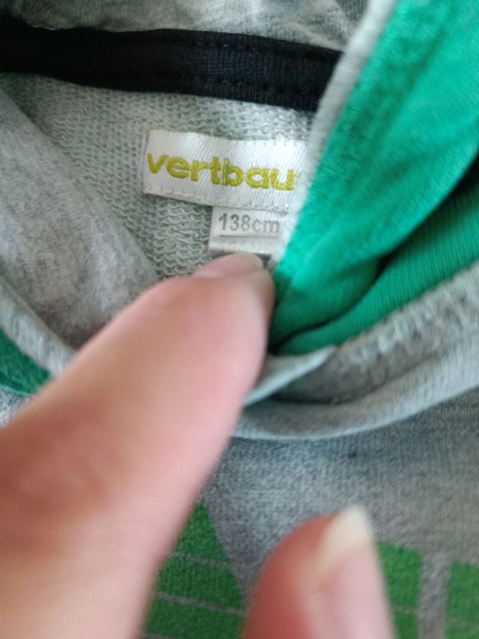 Sweat Vertbaudet taille 10 ans - photo numéro 4