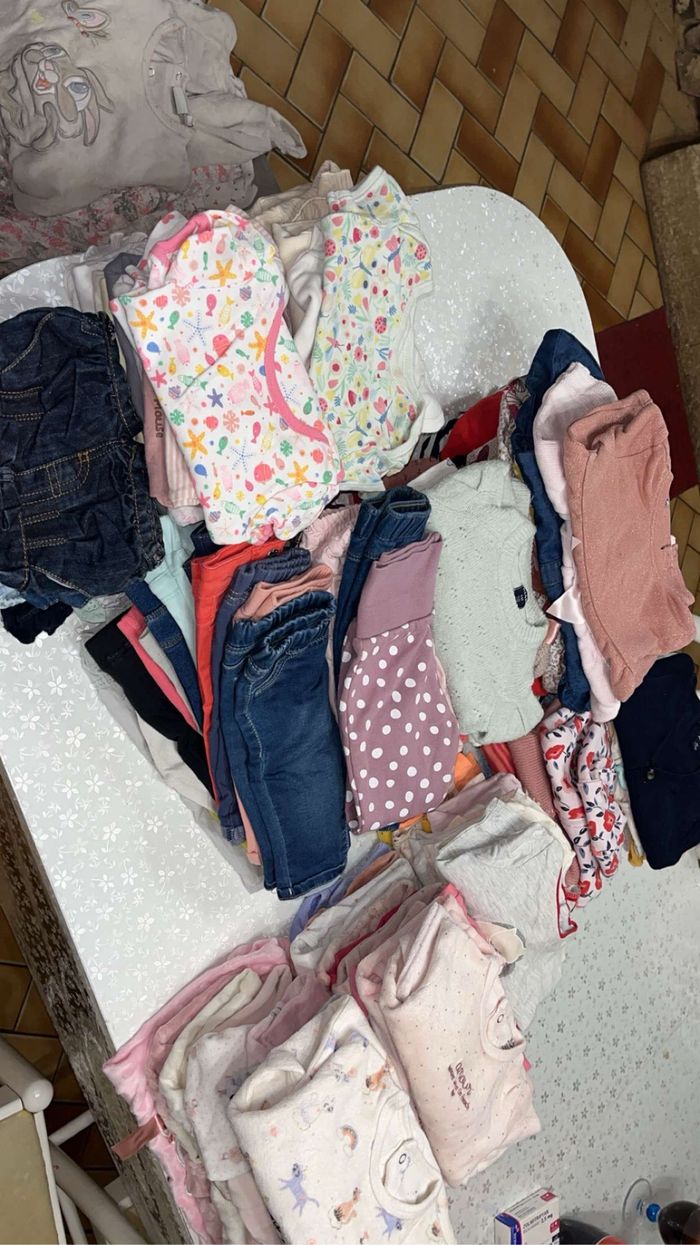 Lot de vêtement filles 3 mois