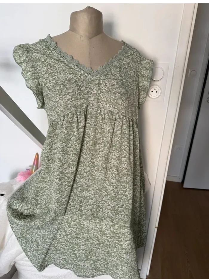 Robe verte à fleurs manches courtes - style bohème - photo numéro 2