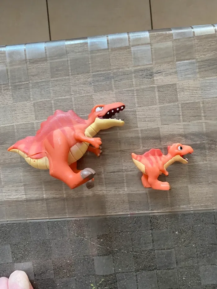 Livre le spinosaure et 2 figurines altaya le monde des dinosaures - photo numéro 5