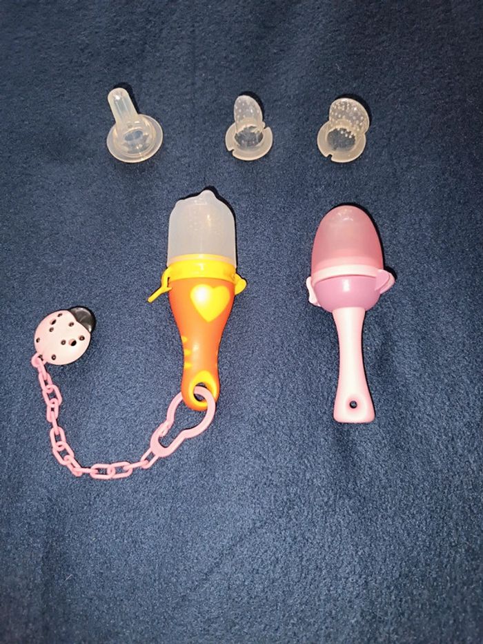 🌼Lot de deux grignoteuses bébé TBE 🌼
