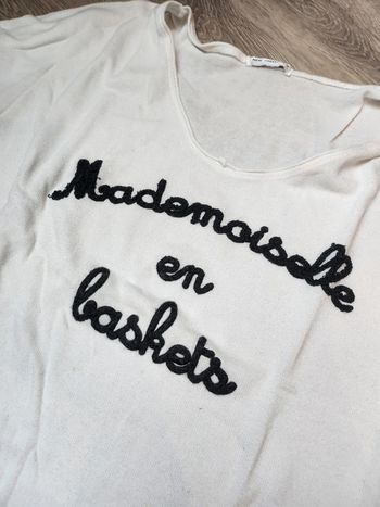 Pull Léger Mademoiselle en Baskets taille unique