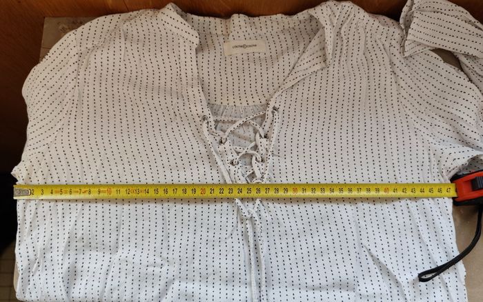 Blouse blanche lacée à pois – Taille L – Cache Cache - photo numéro 4
