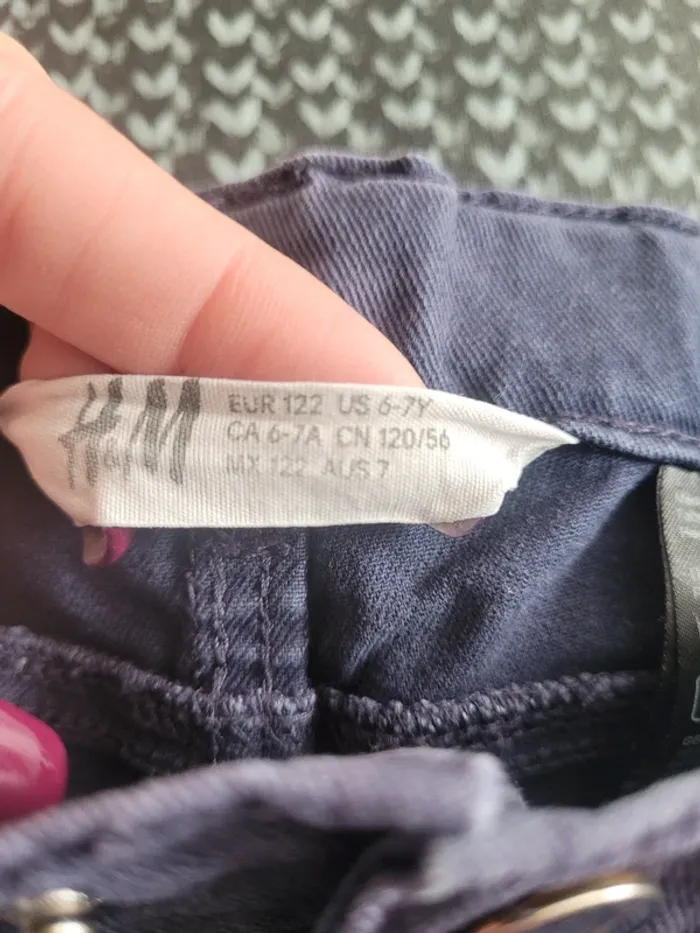 Short avec dentelle 6/7 ans - photo numéro 2