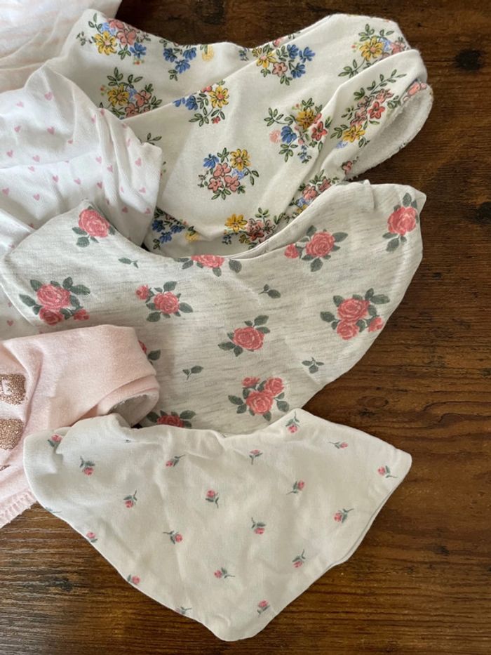 Lot de 6 bavoirs / bandanas triangles - photo numéro 2