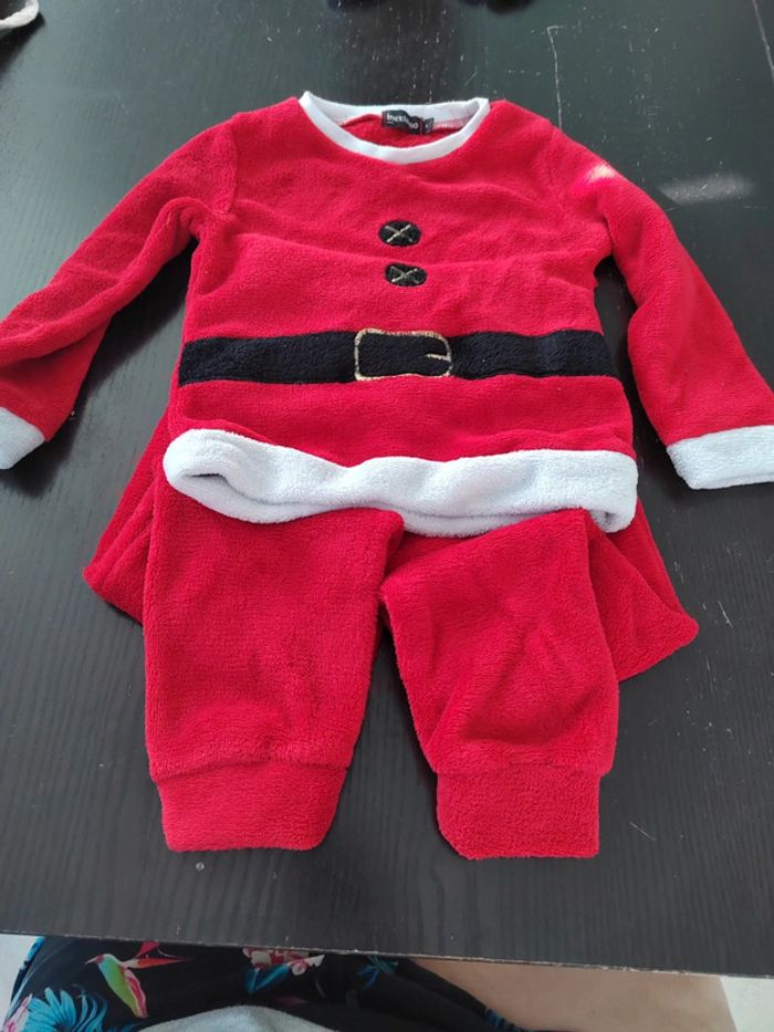 Habit de père Noël 2 pièces 4 ans