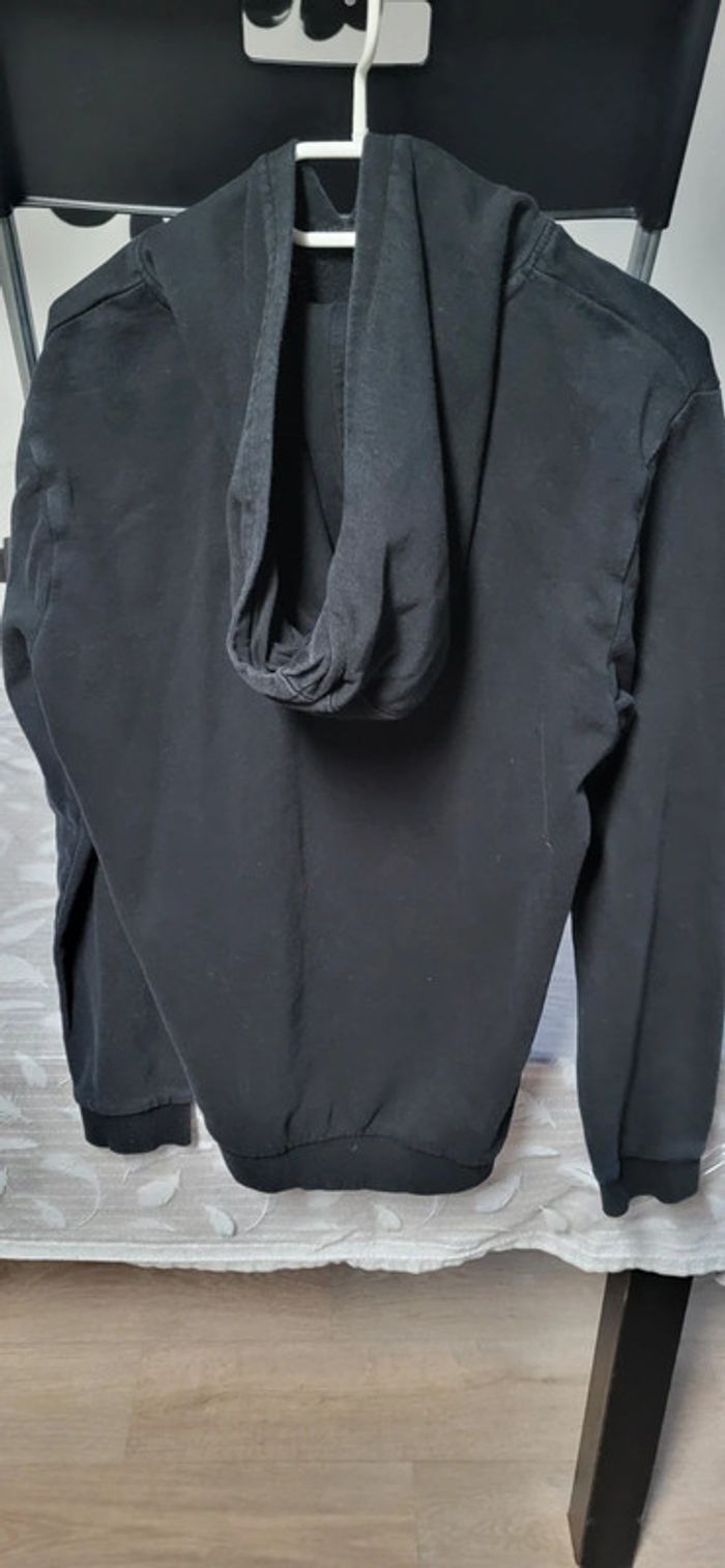 Pull noir 16 ans S - photo numéro 2