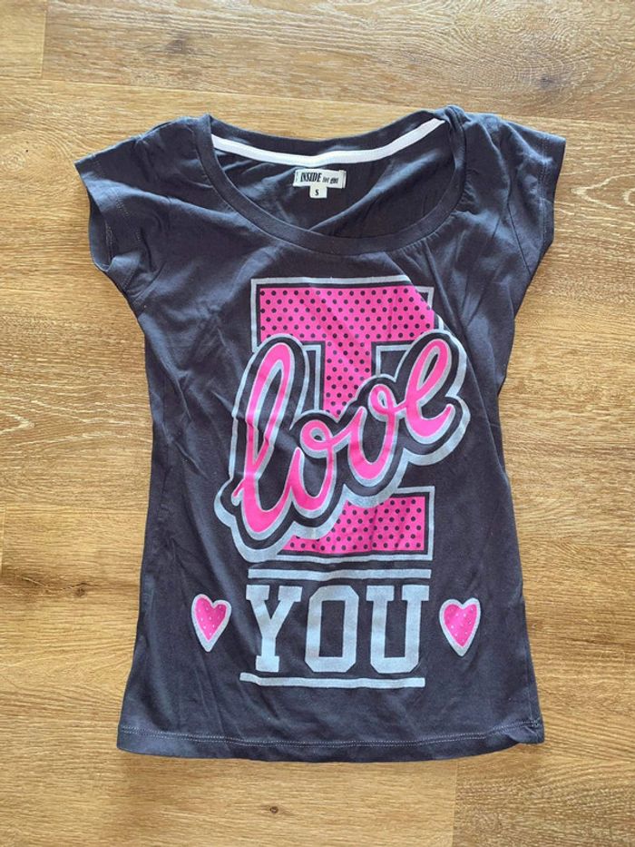 t-shirt s