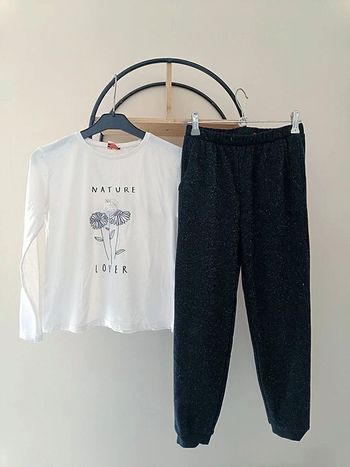 10 ans ensemble teeshirt tape a l'oeil et pantalon sportwear Kiabi