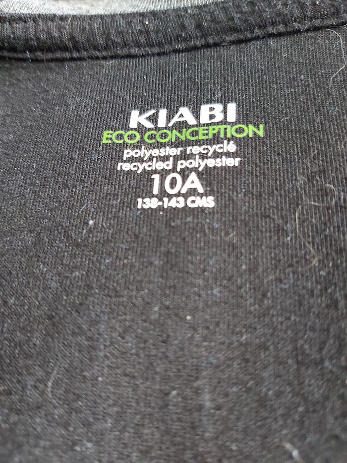 Veste noire et grise à capuche 10 ans - photo numéro 4