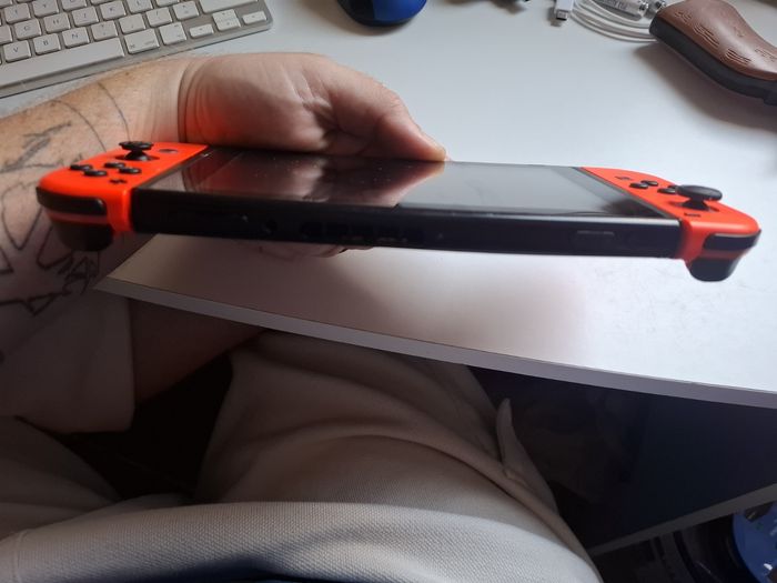 Nintendo Switch 32 Go console - photo numéro 6