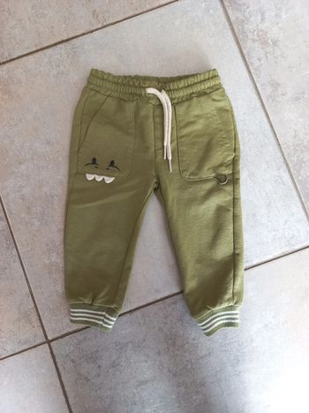 Pantalon vert bébé Mayoral 9 mois