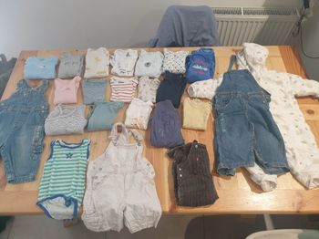 Lot vêtements 12 mois