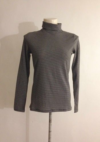 Pull col roulé rayé intersaison - noir et blanc - manches longues - taille 38 - look féminin