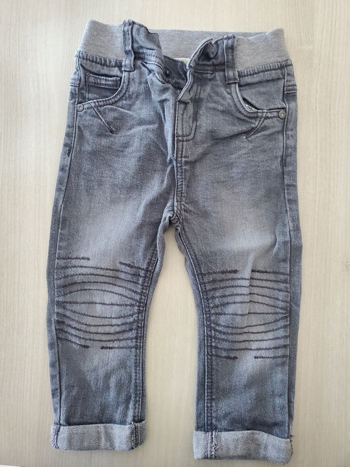 Pantalon gris tape à l'œil 18 mois