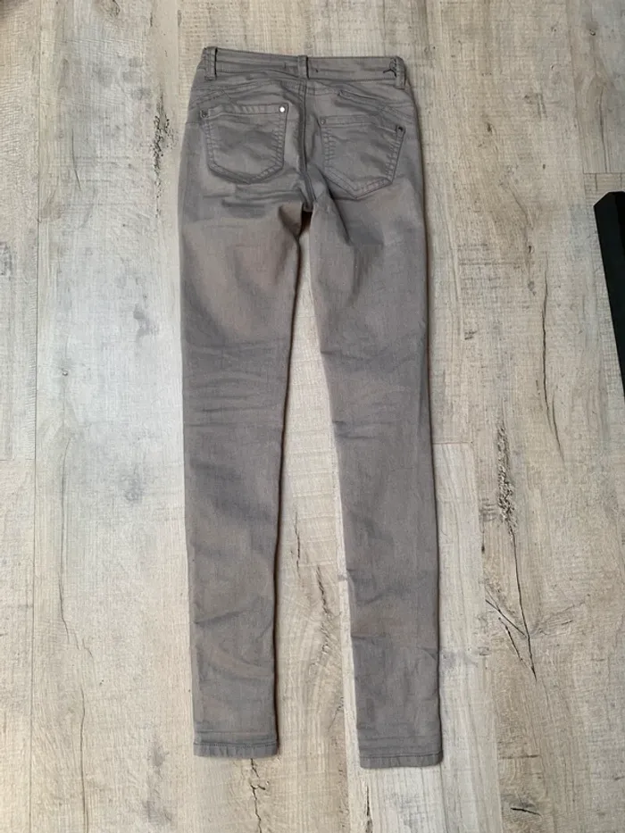 Jeans taille basse - photo numéro 5