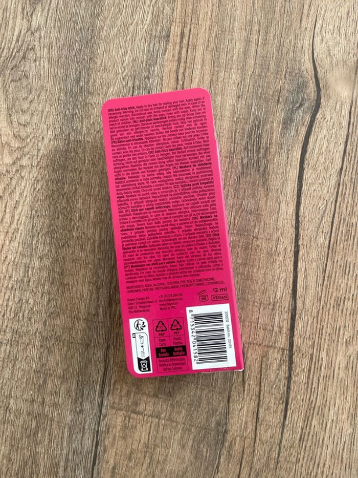 Anti frizz stick - photo numéro 2