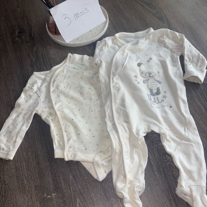 Lot pyjama bébé 3 mois - photo numéro 2