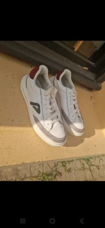Basket pépé jeans taille. 39  Tres bon etat