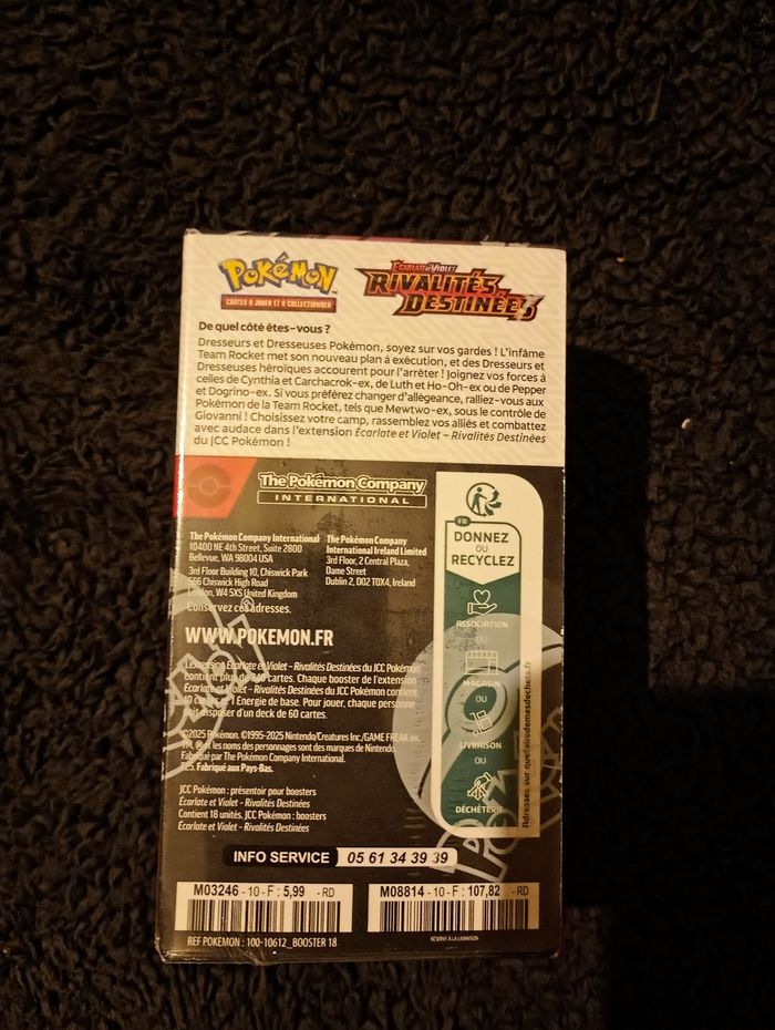 Pokémon Demi Display Rivalités Destinées – 18 boosters FR (petit défaut) - photo numéro 2