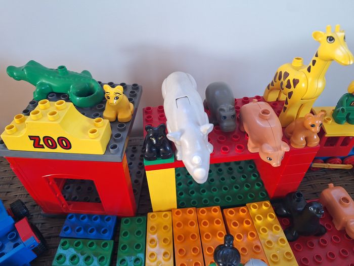 Gros lot de légos duplo 1 er âge (1/3 ans) avec animaux - photo numéro 2
