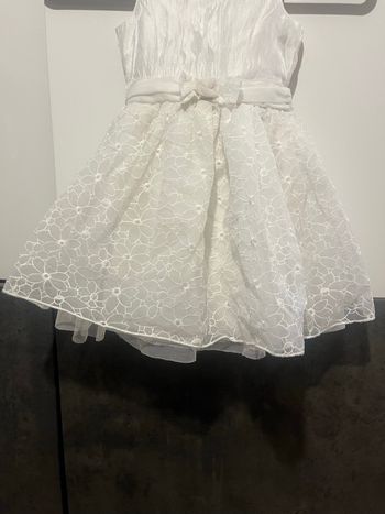 Robe orchestra très bon état taille 4 ans