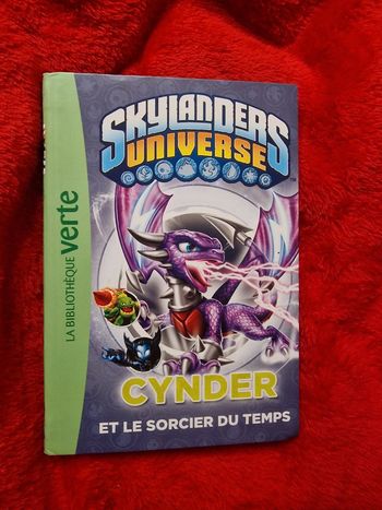 Livre skylanders universe cynder et le sorcier du temps