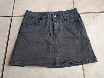 Jupe grise taille 158 cm