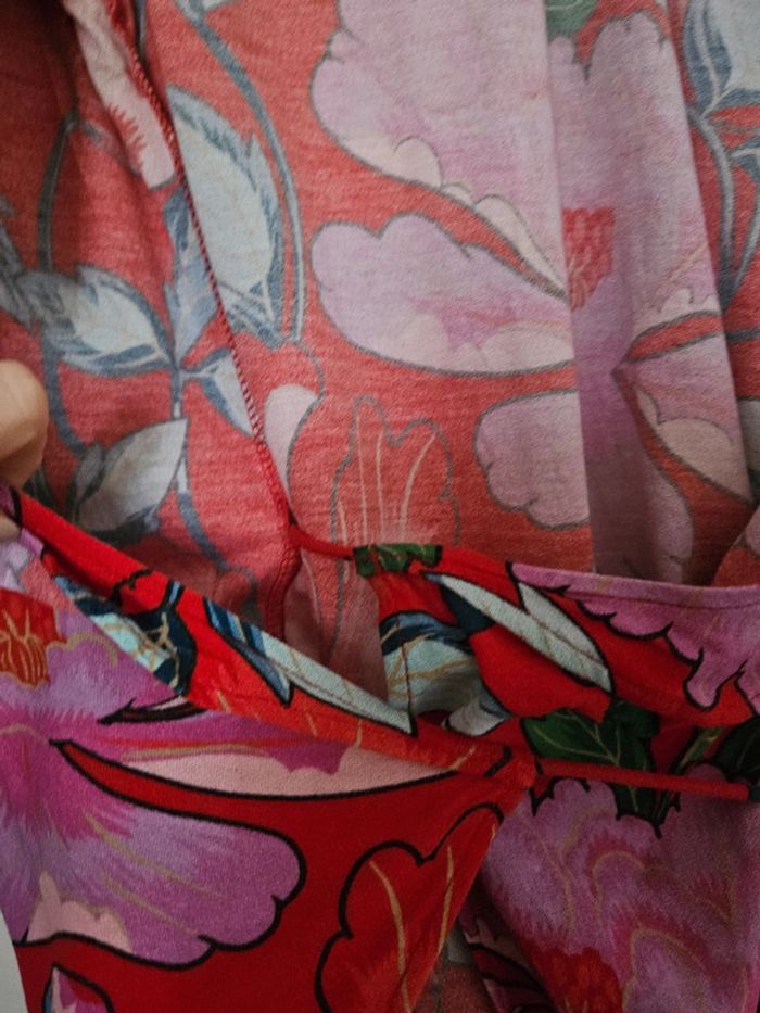 Robe longue portefeuille fleurie rouge & Other Stories - photo numéro 8