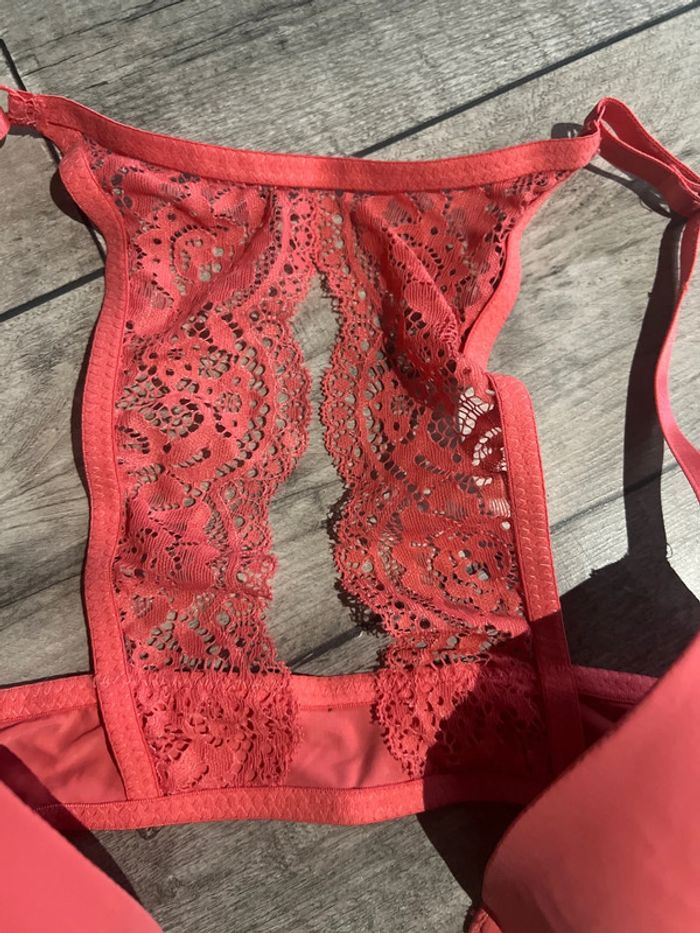 Soutien gorge - photo numéro 4