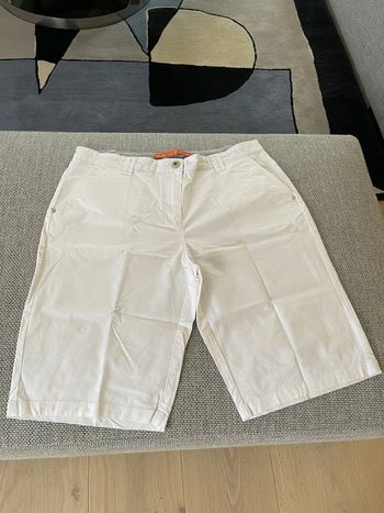 Beau bermudas blanc taille 46