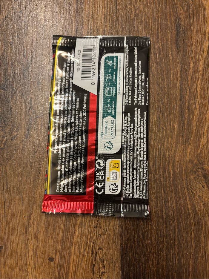 Booster Pokémon Flammes fantasmagoriques Reconditionné - photo numéro 2