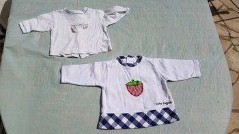 2 T-shirts manches longues 6 mois