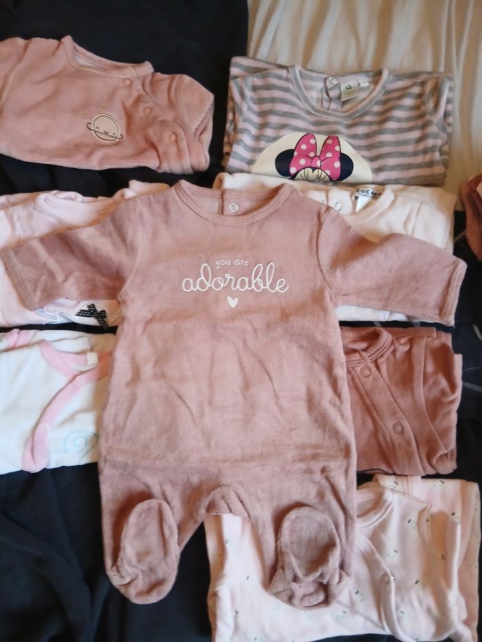 Lots de vêtements bébé fille - photo numéro 2